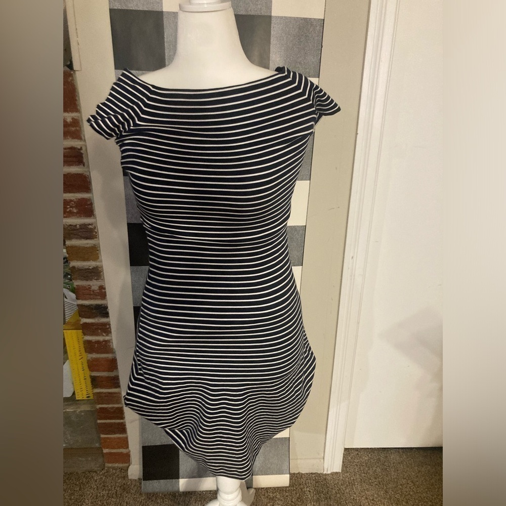 Boden stripped dress in size US 4R/UK 8R. Short sleeve & in excellent condition